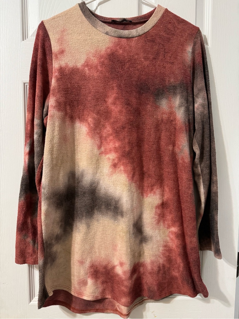 Long Sleeve Tie-Dye Top in Rust, Cream & Gray